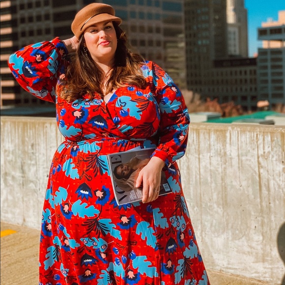 Eloquii Dresses & Skirts - Maxi side slit floral dress